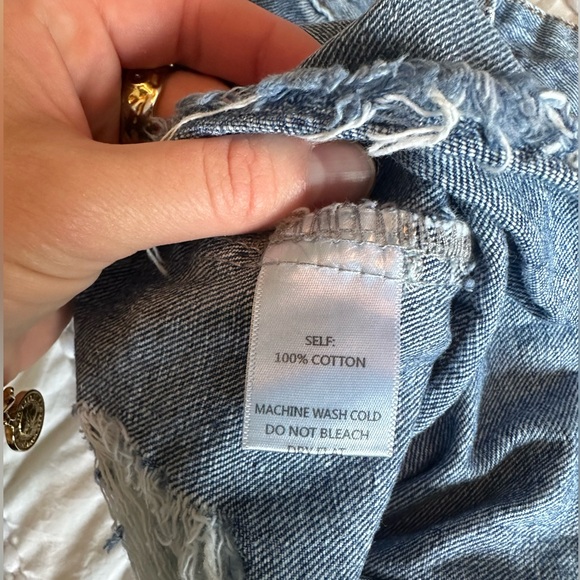 High Waisted Denim Patch Shorts - Picture 4 of 5